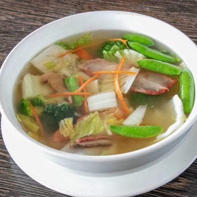 Delicious Soup Selections: Chinese, Seafood, Noodles